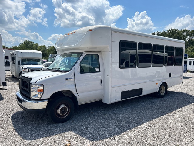 2019 Ford E450 4x2 10-Seat Transit Bus 2019 Ford E450 4x2 10-Seat Transit Bus
