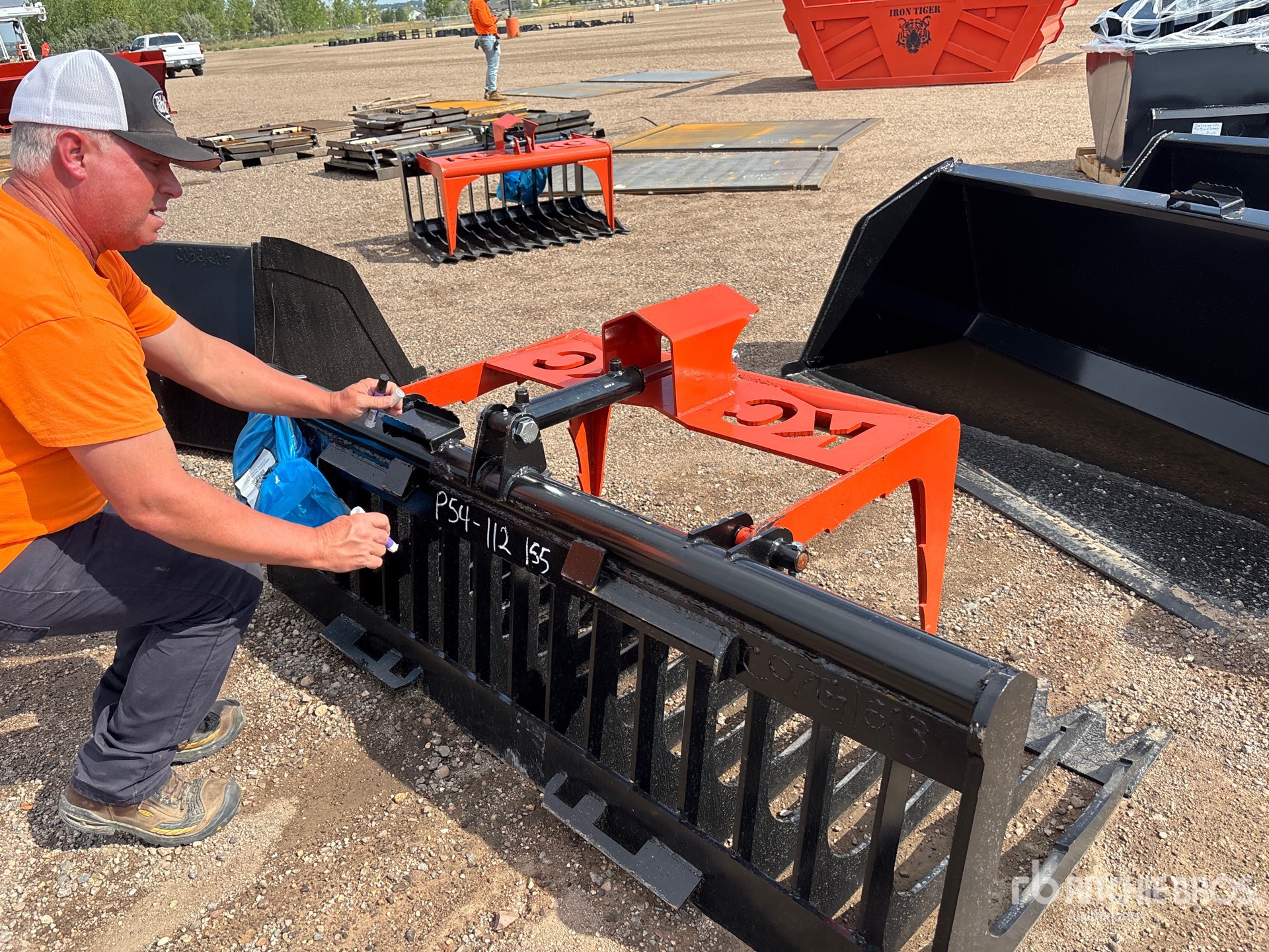 2025 Kit Containers QT-SG-S76-V3 Skid Steer Grapple