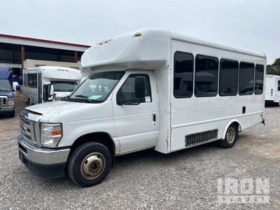 2018 Ford E-350 4x2 6-Seat Transit Autobus