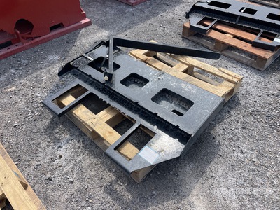 2025 Kit Containers QT-45-FF-42 42 in Forche per mini pala (Unused)
