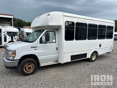2019 Ford E-350 4x2 15-Seat Transit Bus
