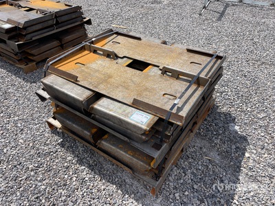Quantity of 2025 Kit Containers QT-F-BLANK Skid Steer Attachment Mounting Plate (Unused)