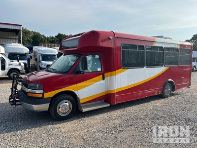 2016 Chevrolet 4500 4x2 15-Seat Transit Autobus