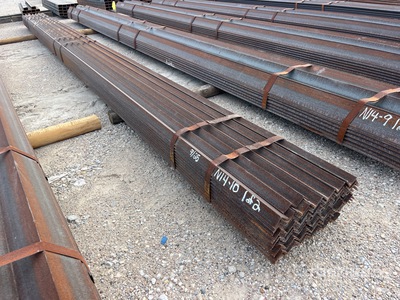 Quantity of (2) Bundles Of Angles (1) 1 1/2" x 1 1/2" x 3/16" A36/529-50 20', (1) 2" x 2" x 3/16" A36/529-50 40' Varios. Industrial