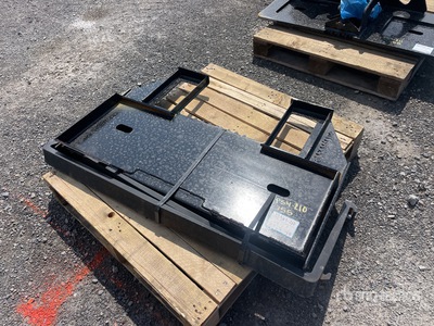 2025 Kit Containers QT-45-FF-42 42 in Forche per mini pala (Unused)