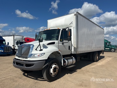 2019 International 4300 4x2 Van Truck