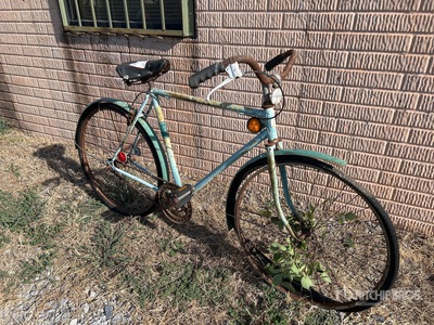 John Deere Bicycle antique Antichità