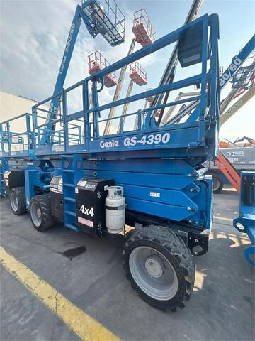 2017 Genie GS-4390 RT Rough Terrain Scissor Lift