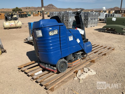 Windsor SG36 Saber Glide 36" Ride-On Floor Scrubber