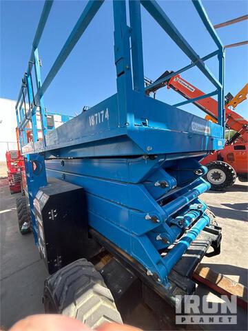 ELEVADOR TIJERA GENIE GS4390RTROUGHTERRAIN