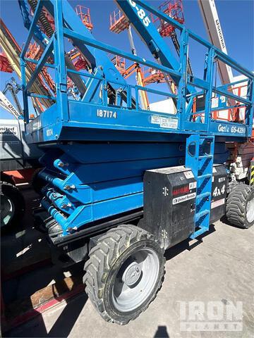 ELEVADOR TIJERA GENIE GS4390RTROUGHTERRAIN
