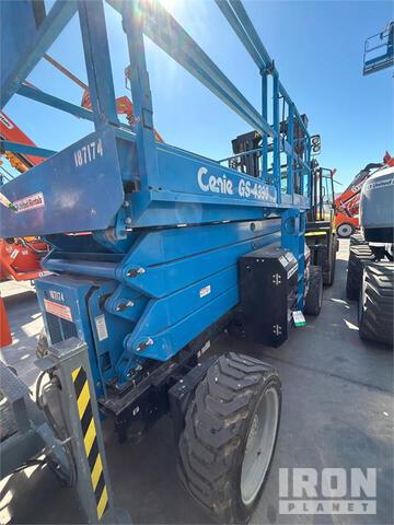 ELEVADOR TIJERA GENIE GS4390RTROUGHTERRAIN