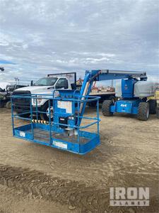 2013 Genie Z-80/60 Articulating Boom Lift