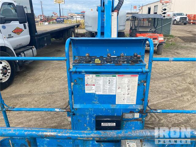 ELEVADOR ARTICULADO GENIE Z8060ARTICULATING