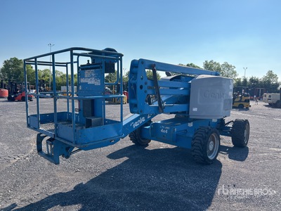 2013 Genie Z45/25 2WD Diesel Articulating Boom Lift