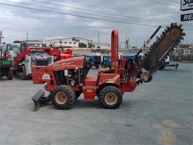 2016 Ditch Witch RT45 Trencher 2016 Ditch Witch RT45 Trencher