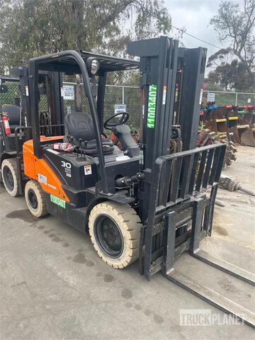 MONTACARGAS DOOSAN D30S7