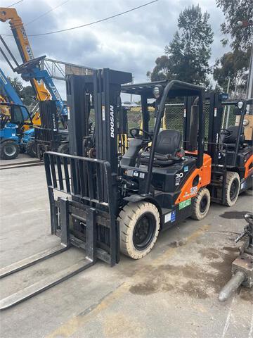 2019 Doosan D30S7 Pneumatic Tire Forklift