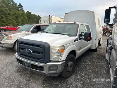 2012 Ford F-250 XL 4x2 Crew Cab Utility Truck