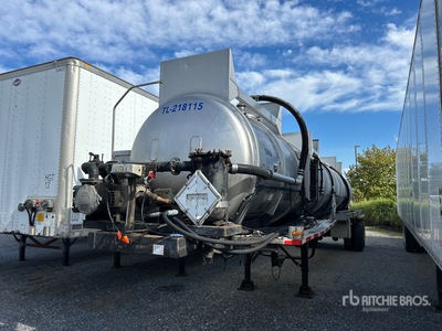 1985 Heil 5500 gal T/A Vacuum Tanker Trailer