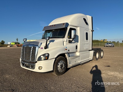 2018 Freightliner Cascadia 125 6x4 T/A Sleeper Truck Tractor