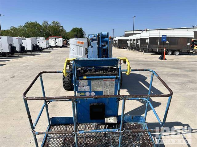 ELEVADOR ARTICULADO 2014 GENIE Z4525JRT