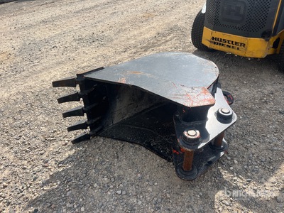 Hensley 24 in Digging Godet d'excavatrice