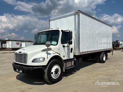 2018 Freightliner M2106 4x2 Camion fourgon