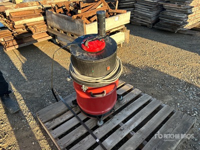 Hazmasters EC-12(G) Portable Vacuum Cleaner