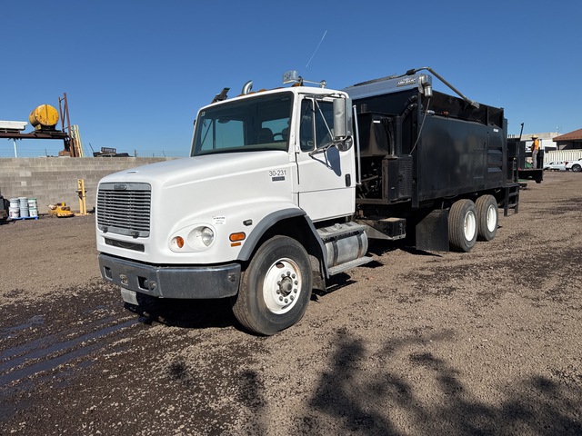 1999 Freightliner FL112 6x4 Hot Patch Truck