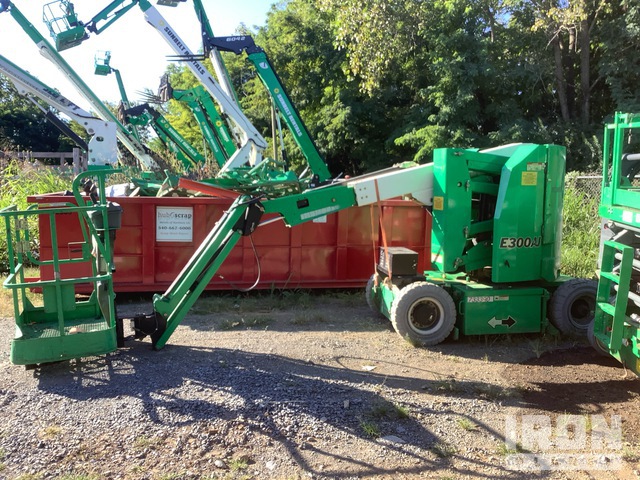 ELEVADOR ARTICULADO 2015 JLG E300AJ