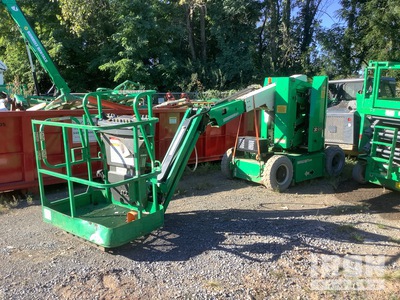 2015 JLG E300AJ 2WD Electric ブームリフト