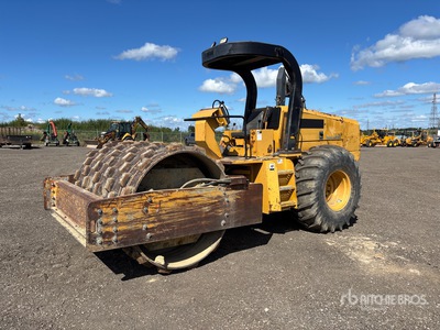 Super Pac 840P Padfoot Drum Compactor