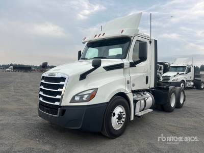 2018 Freightliner Cascadia 126 6x4 T/A Day Cab Truck Tractor