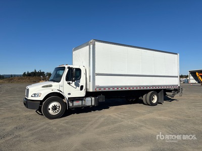 2019 Freightliner M2 4x2 شاحنة فان