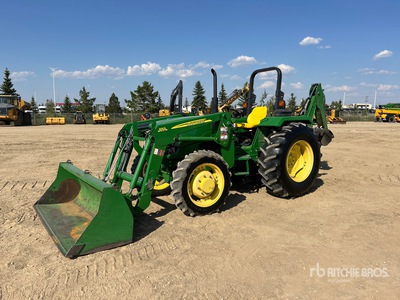 2012 John Deere 5075E 4WD Tracteur agricole utilitaire