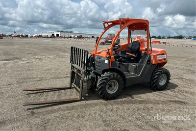 2020 SkyTrak 3013 Verreiker