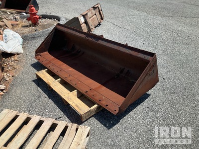 Cat 79 in General Purpose Skid Steer Bucket