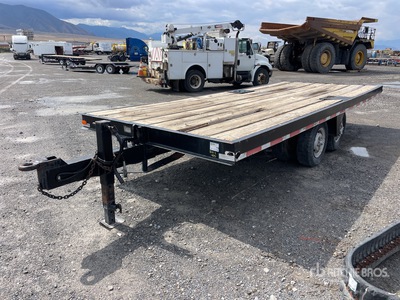 1968 Twamco PTTD 20 ft T/A Tilt Deck Trailer