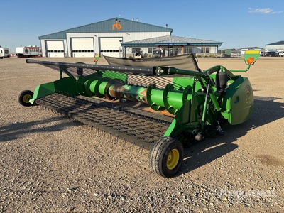 2011 John Deere 615P 15 ft Draper Combine Pickup Header