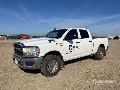 2019 Ram 2500 4x4 Crew Cab بيك اب