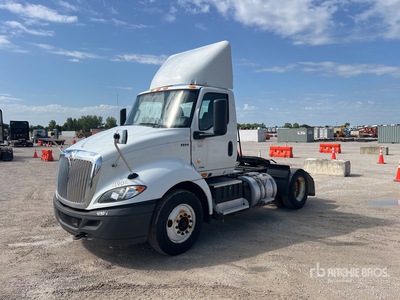 2019 International RH613 4x2 S/A Day Cab Truck Tractor