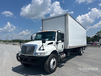 2020 International MV607 4x2 Van Truck