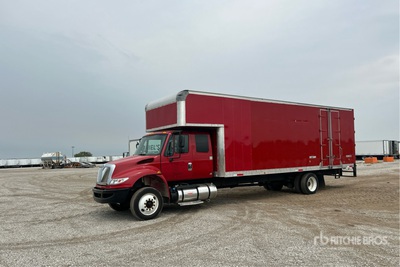 2019 International 4300 4x2 Moving Van Truck