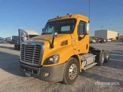 2019 Freightliner Cascadia 113 6x4 T/A Day Cab Truck Tractor