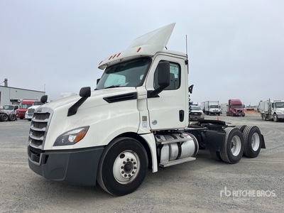 2019 Freightliner Cascadia 126 6x4 T/A Day Cab Truck Tractor