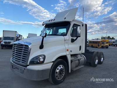 2018 Freightliner Cascadia 125 6x4 T/A Day Cab Truck Tractor