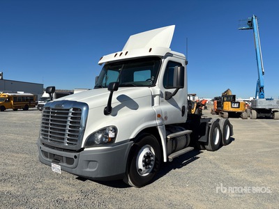 2017 Freightliner Cascadia 125 6x4 Cabeza Tractora Cabina Corta