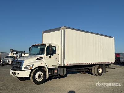 2020 Hino 268 4x2 Furgoneta caja cerrada