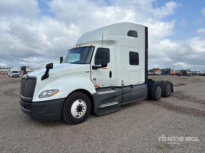 2022 International LT625 6x4 Sleeper Truck Tractor